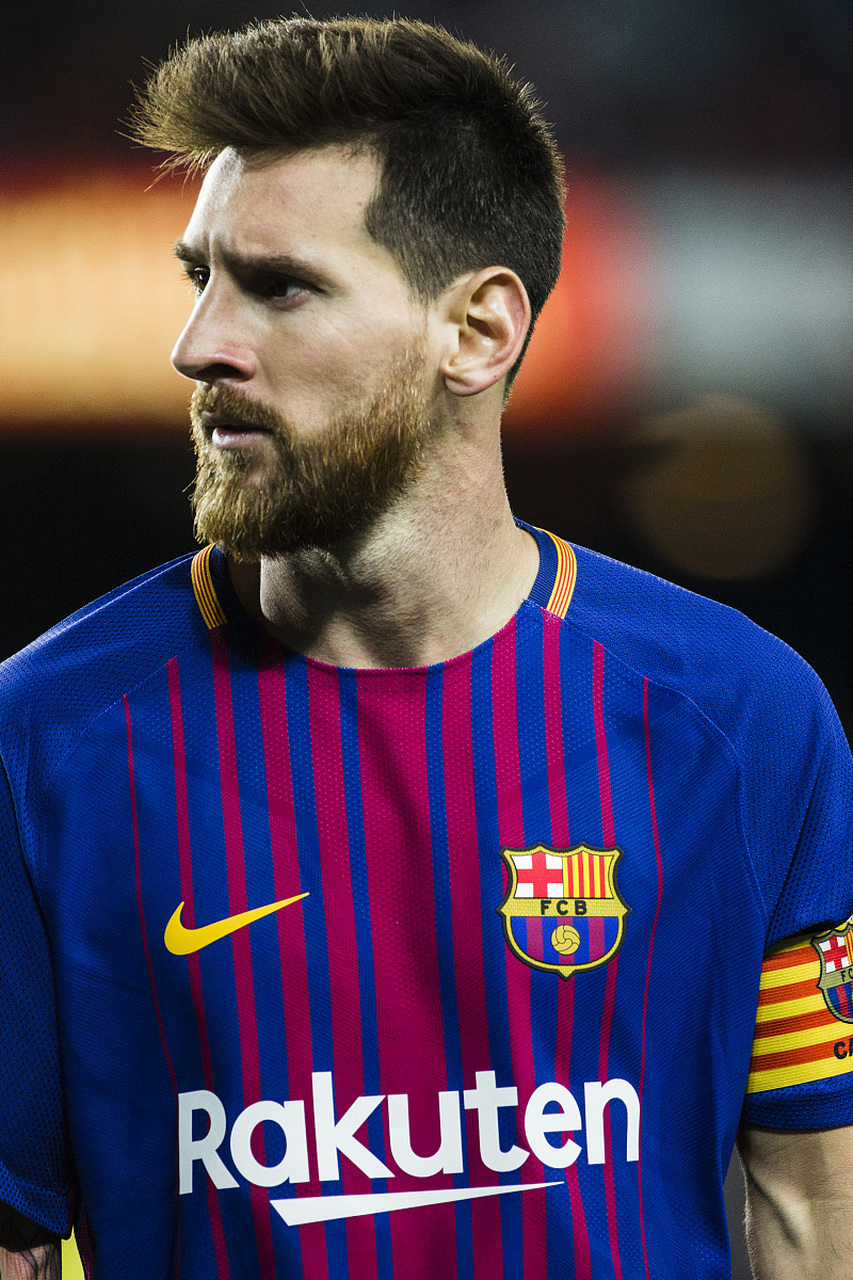 天王杯公开赛 幸运观众鱼跃救球博得满堂彩 林丹重杀滚网戏剧得分