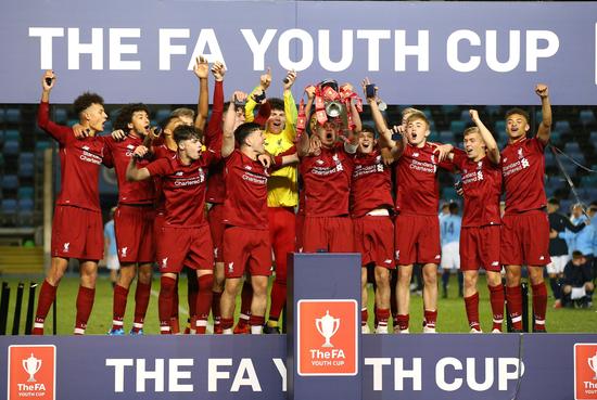 利物浦2-1狼队！21轮不败7分领跑 迪亚斯破荒+造点 萨拉赫6连斩